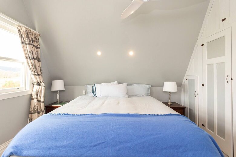 Hololio House - Historic Homestead at Clevedon Polo Club - Auckland, New Zealand