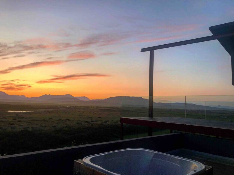 Solfaxi Modern Villa - Selfoss, Iceland