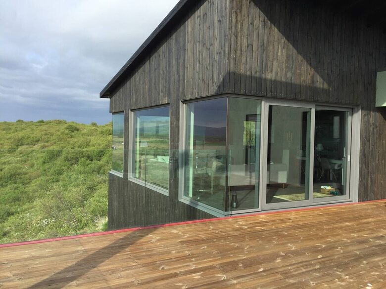 Solfaxi Modern Villa - Selfoss, Iceland
