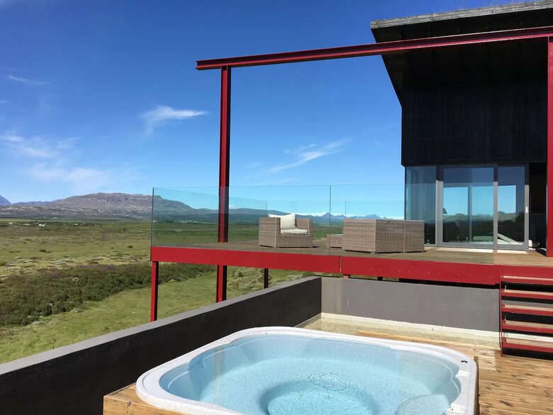 Solfaxi Modern Villa - Selfoss, Iceland