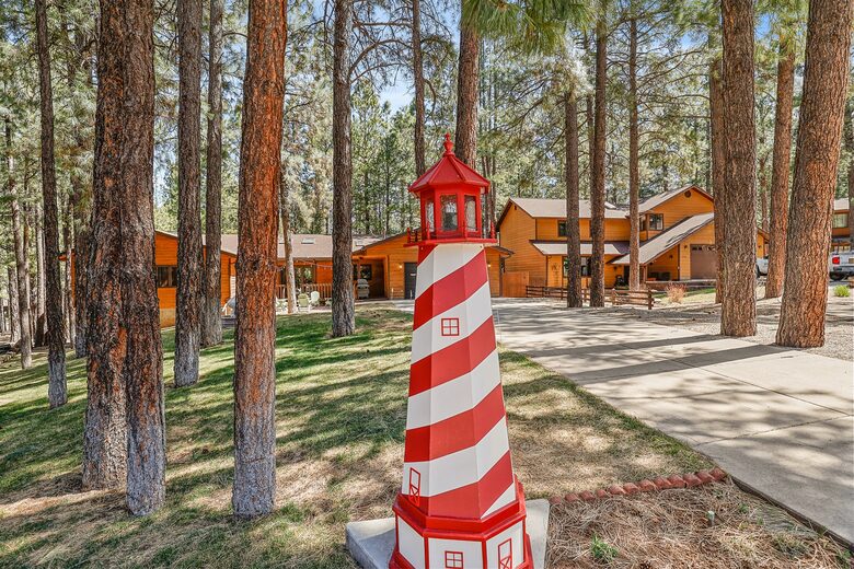 Luna's Lighthouse - Flagstaff, Arizona