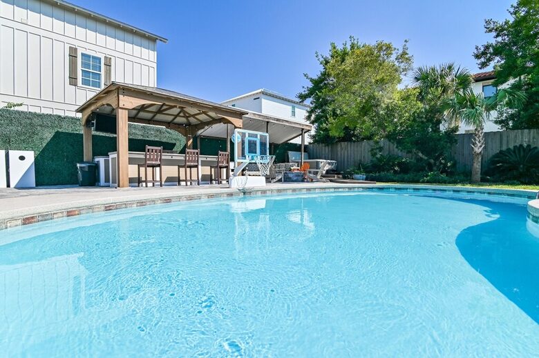 Tropical Paradise on the Emerald Coast - Miramar Beach, Florida