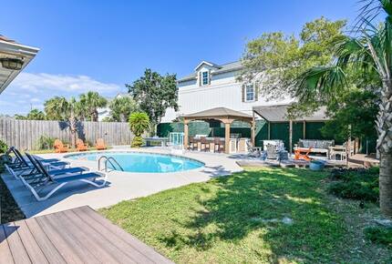 Tropical Paradise on the Emerald Coast - Miramar Beach, Florida