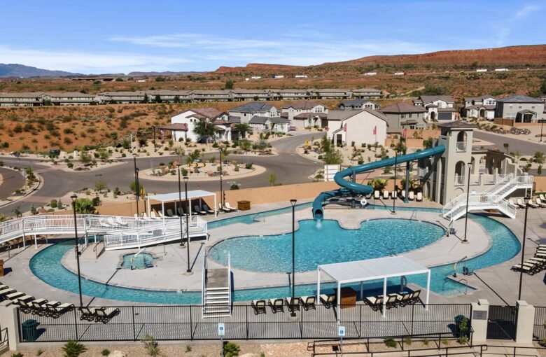 Fun Desert Getaway with Scooters and Pickleball - Washington, Utah