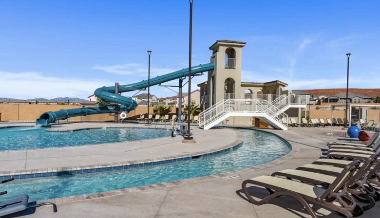 Fun Desert Getaway with Scooters and Pickleball - Washington, Utah