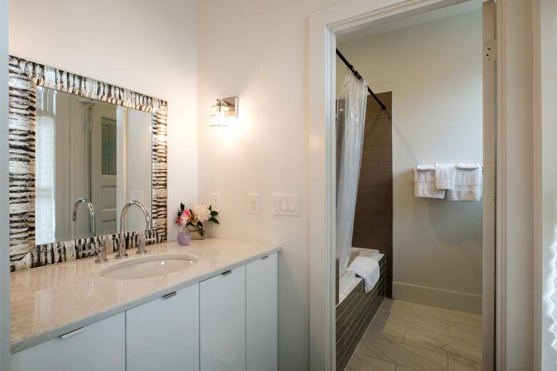 Belmont 12th South Dream Home - Nashville, Tennessee