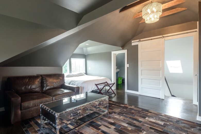 Belmont 12th South Dream Home - Nashville, Tennessee