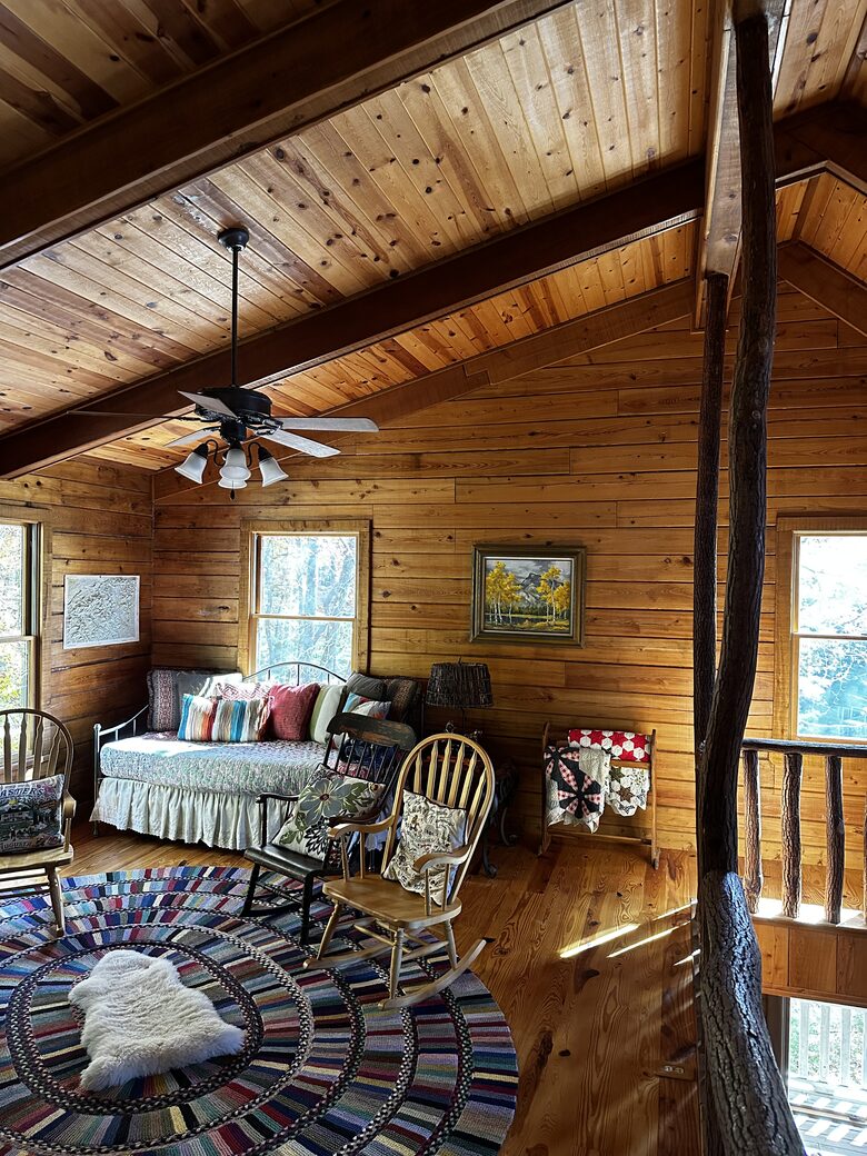 Custom Built Log Cabin on Pristine Lake Santeetlah - Robbinsville, North Carolina