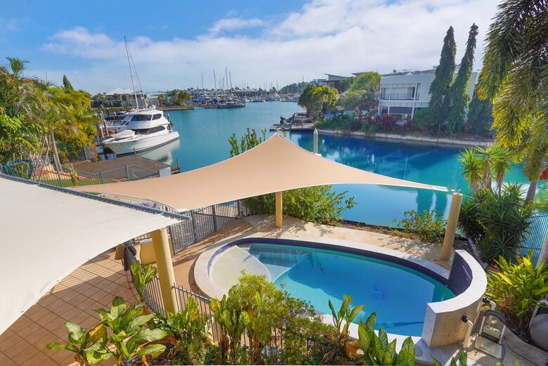 Villa Marina Darwin | With Pool & Cinema! - Darwin, Australia