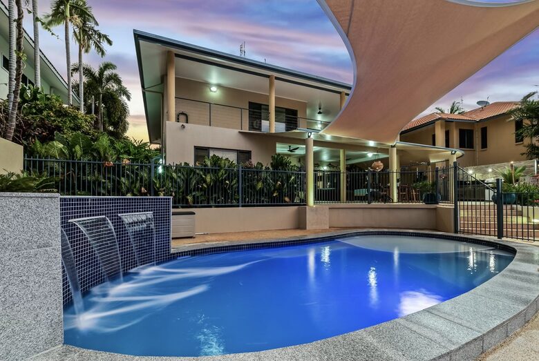 Villa Marina Darwin | With Pool & Cinema! - Darwin, Australia