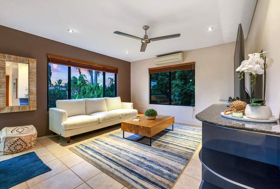Villa Marina Darwin | With Pool & Cinema! - Darwin, Australia