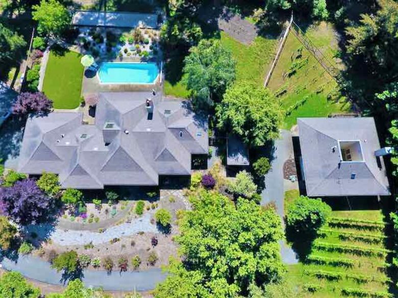 Sonoma Wine Country Estate - as seen on Emmy Award winning show Staycation! - Sebastopol, California