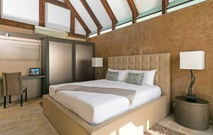 Equity Residences, 6 Bedroom Villa w/ Concierge, Amenities, & Pool - Crocus Bay, Anguilla