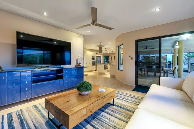 Villa Marina Darwin | With Pool & Cinema! - Darwin, Australia