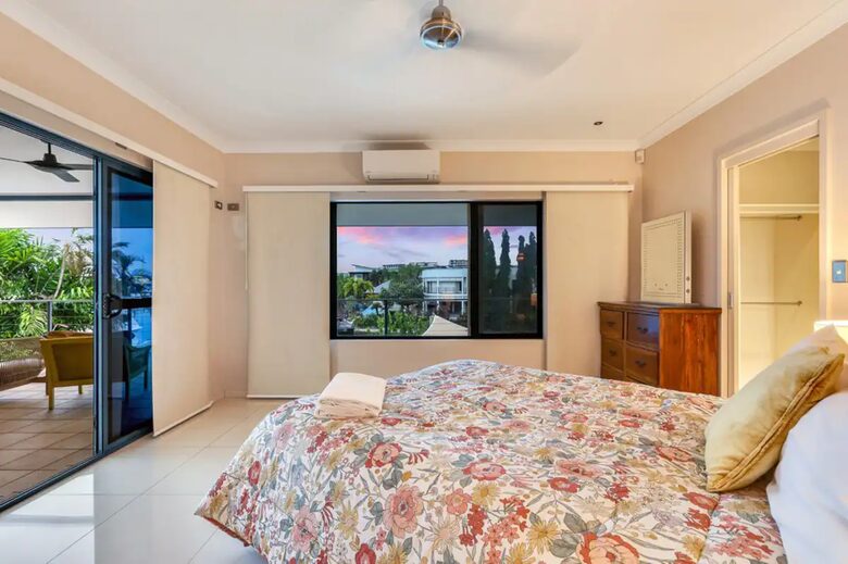 Villa Marina Darwin | With Pool & Cinema! - Darwin, Australia