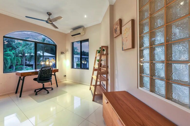 Villa Marina Darwin | With Pool & Cinema! - Darwin, Australia