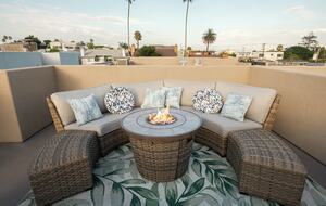 Pacific Beach Condo - 3 Bed & 3 Bath - San Diego, California