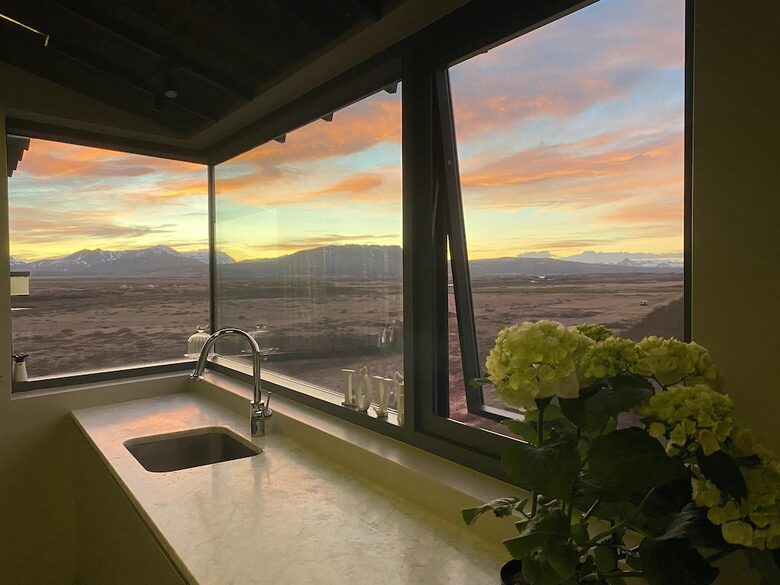 Solfaxi Modern Villa - Selfoss, Iceland