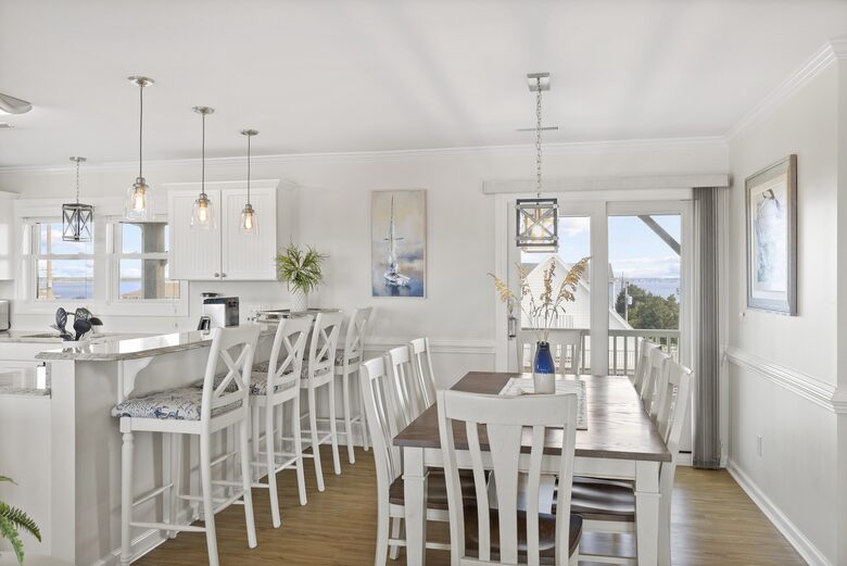 Bella Blue Beach Getaway - One Block to the Ocean! - Emerald Isle, North Carolina