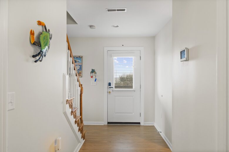 Bella Blue Beach Getaway - One Block to the Ocean! - Emerald Isle, North Carolina