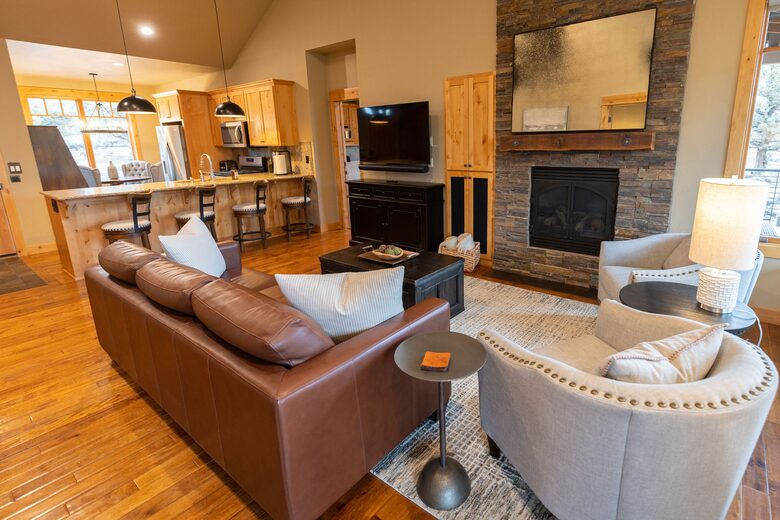 Modern Mountain Cabin at Brasada Ranch - Powell Butte, Oregon