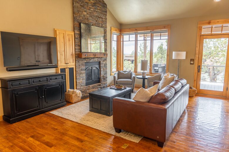 Modern Mountain Cabin at Brasada Ranch - Powell Butte, Oregon