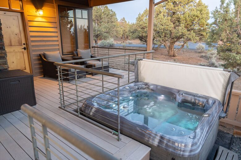 Modern Mountain Cabin at Brasada Ranch - Powell Butte, Oregon