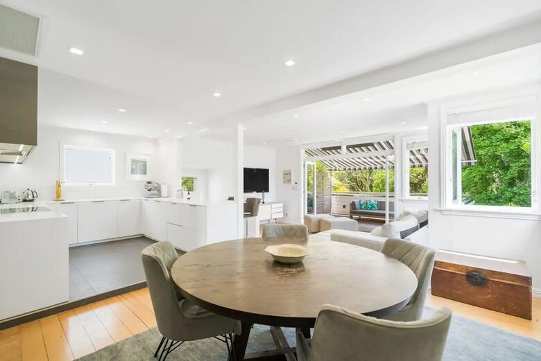 The Villa on Anglesea - Auckland, New Zealand