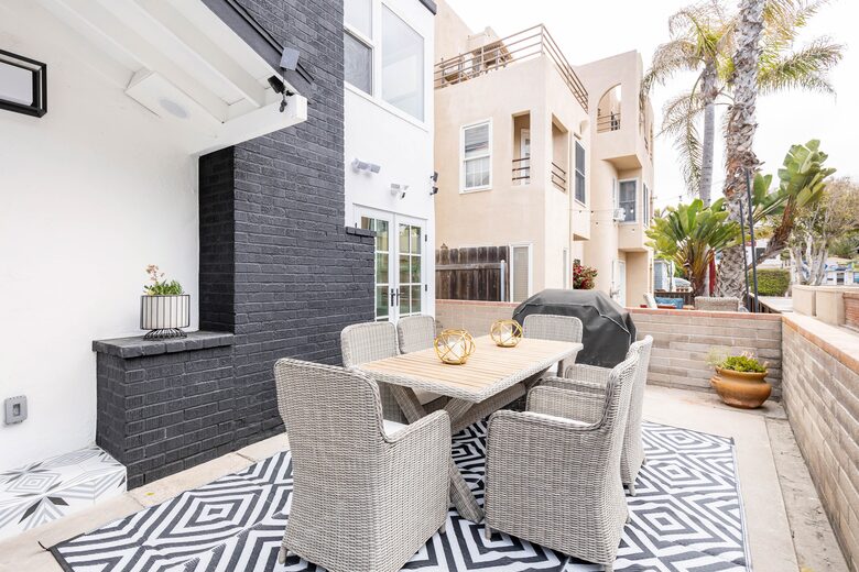 Mission Beach Retreat - San Diego, California