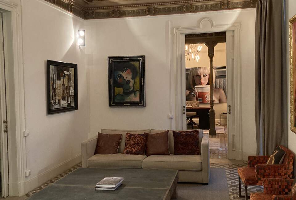 Chic Apartment in Barcelona's Historical Gothic Quartier - Barcelona, Spain