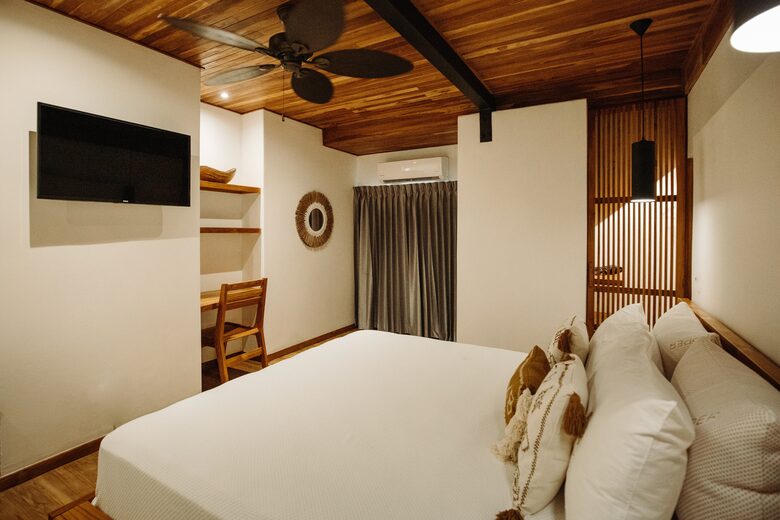 Hermosa Treehouse - Santa Teresa, Costa Rica