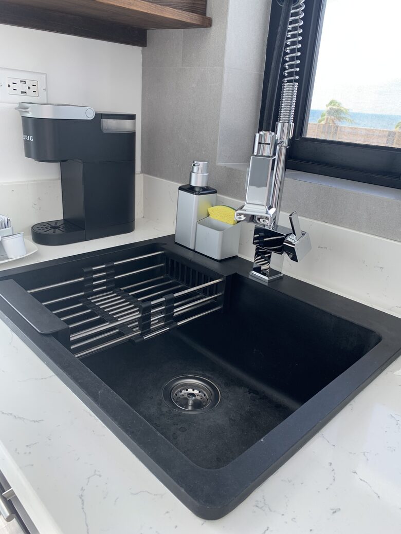 modern features in kitchen