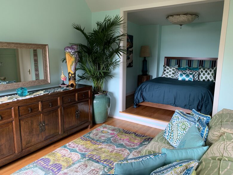 ground floor bedroom - Queen bed