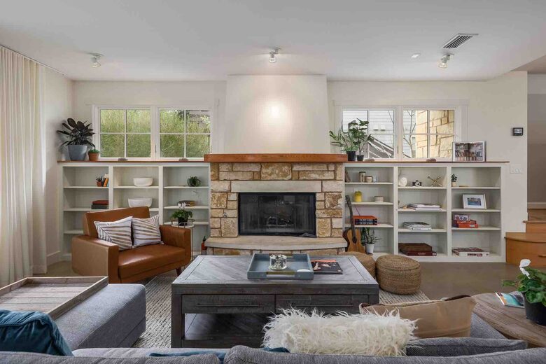 Clarksville Modern Luxury Vacation Home - Austin, Texas
