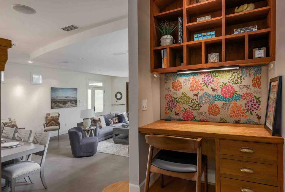 Clarksville Modern Luxury Vacation Home - Austin, Texas