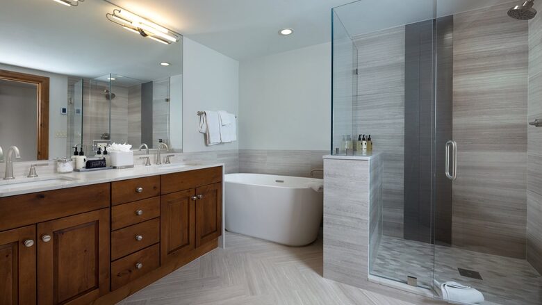 Eaton Suite at Gravity Haus Vail - Vail, Colorado
