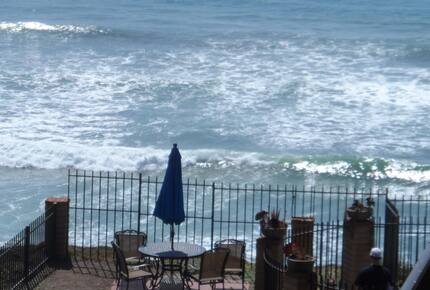 Ocean View Condo Steps to Beach - Solana Beach, California