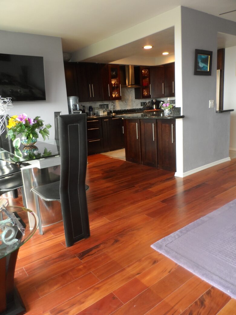 Ocean View Condo Steps to Beach - Solana Beach, California