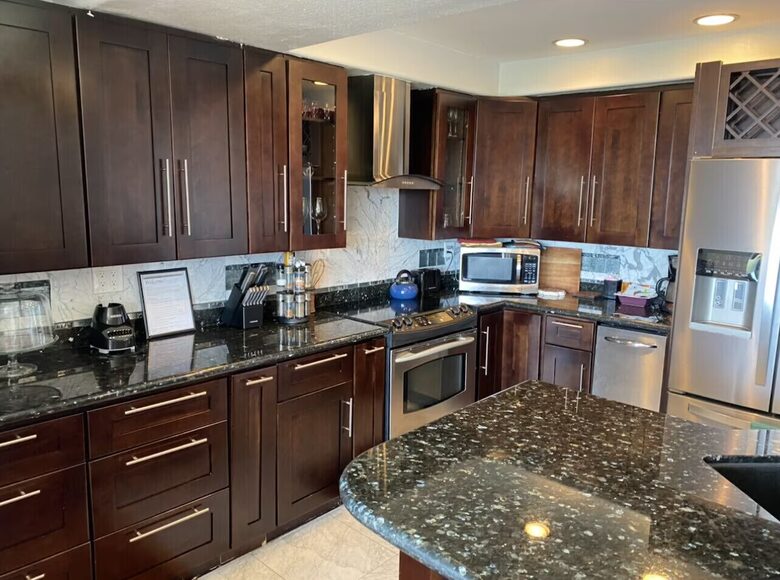 Ocean View Condo Steps to Beach - Solana Beach, California