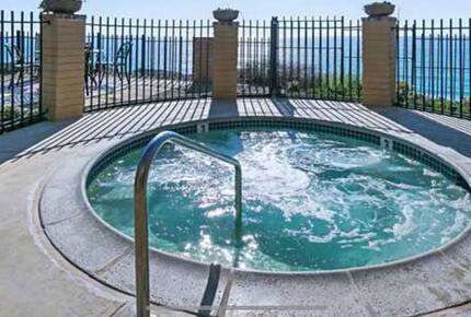 Ocean View Condo Steps to Beach - Solana Beach, California