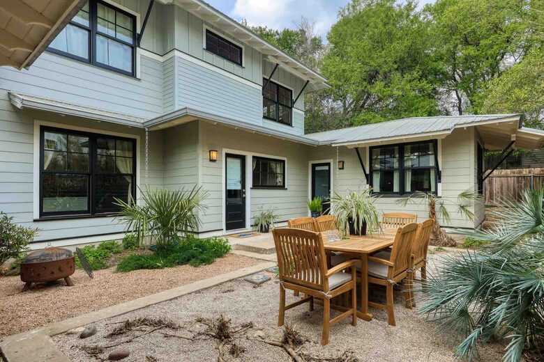 Clarksville Modern Luxury Vacation Home - Austin, Texas