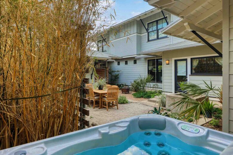 Clarksville Modern Luxury Vacation Home - Austin, Texas