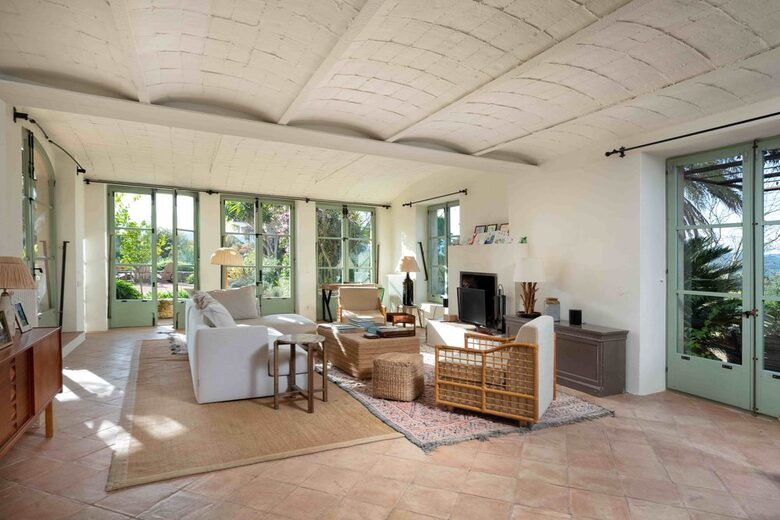 Ronsat Tower Estate (R) - La Bisbal d'Empordà, Spain