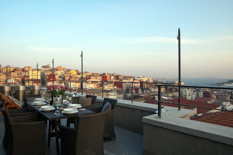 The Hideaways Club - Galata Apartment - Istanbul, Türkiye