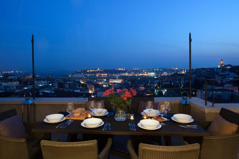 The Hideaways Club - Galata Apartment - Istanbul, Türkiye