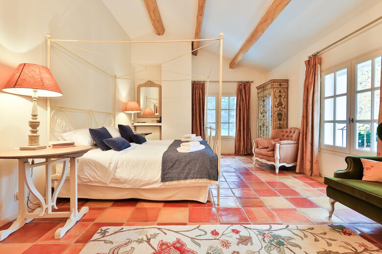The Hideaways Club - Villa Marianne - Mollégès, France