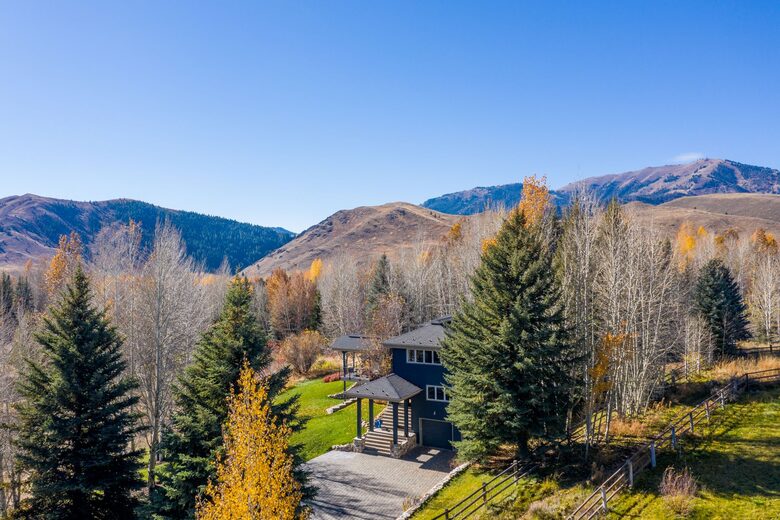 Elkhorn Cloud - Sun Valley, Idaho