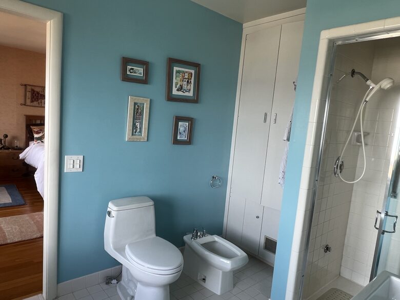 Bathroom 3rd floor adjacent to Master bedroom