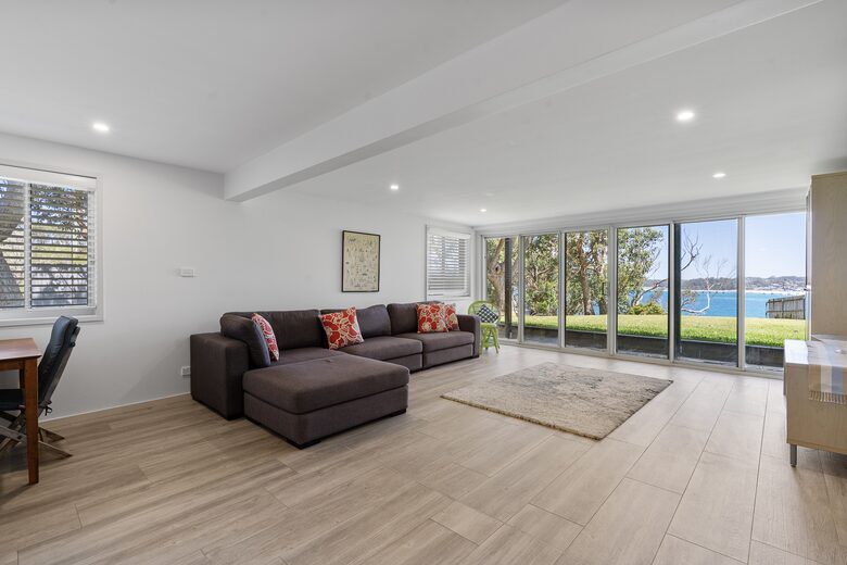 Mollymook Beach Retreat - Mollymook Beach, Australia