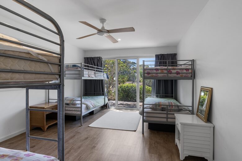 Kids bunk room